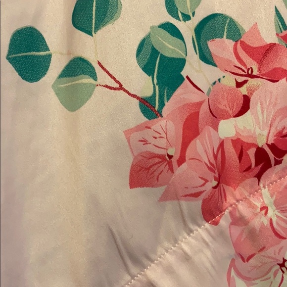 Icing Silk Robe - Picture 4 of 4